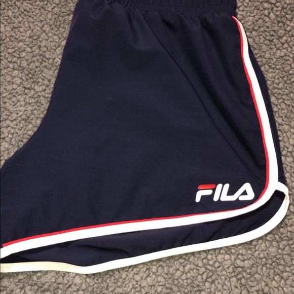 Fila shorts, worn 1 time, supa cute🤩 - Picture 2 of 4